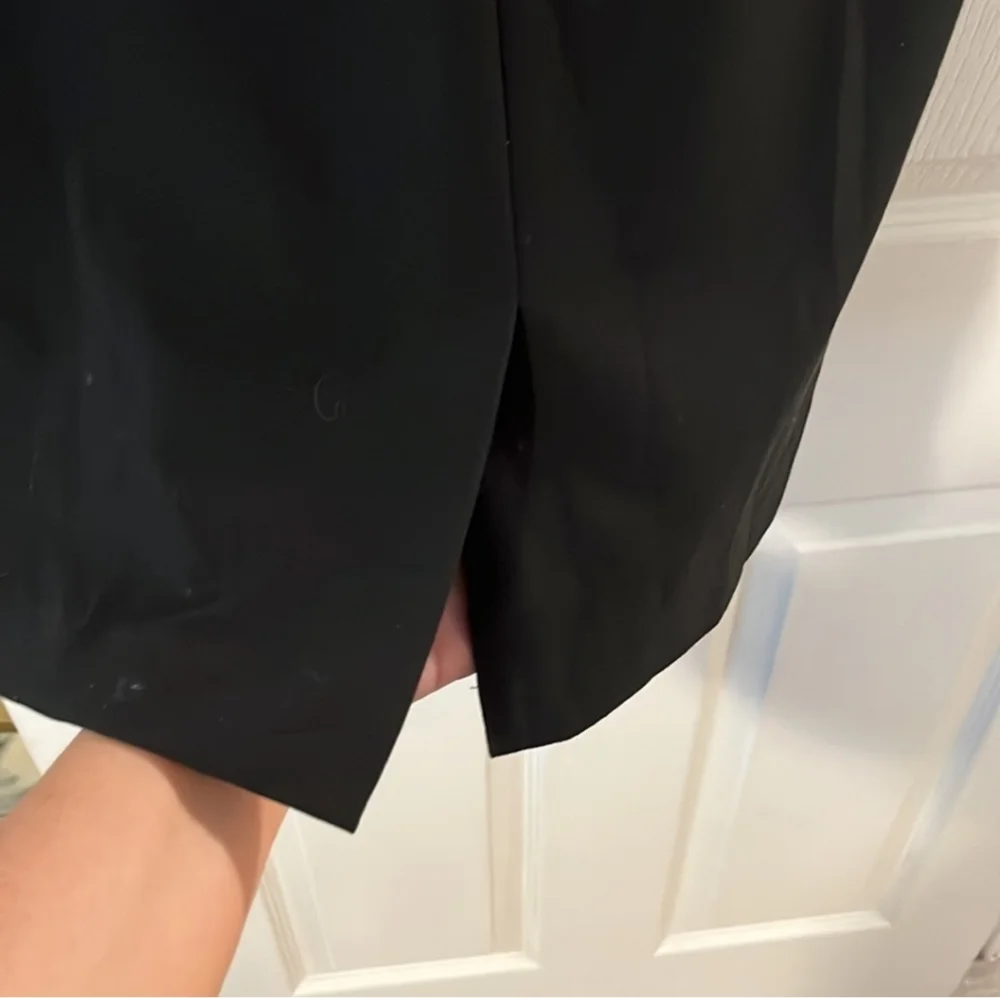 Black shift dress. Size 10. Beautiful - Picture 2 of 4